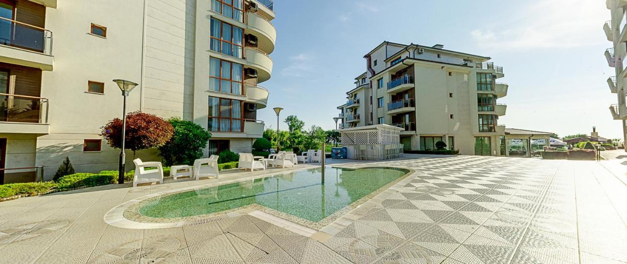 Long Beach Resort Shkorpilovtsi Extérieur photo